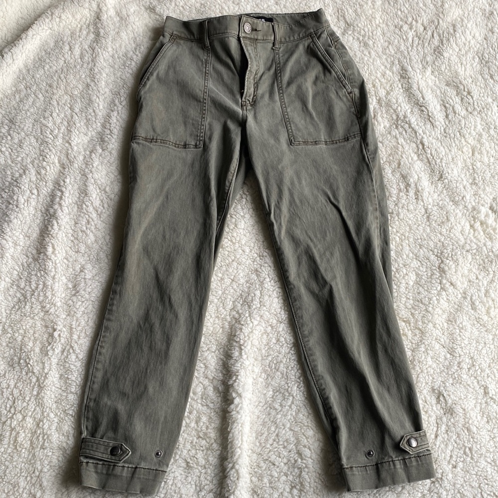 Express cargo jogger